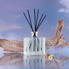 NEST New York Driftwood & Chamomile Reed Diffuser