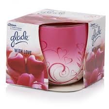 PACK OF 2 GLADE FRAGRANCED CANDLES IN DECORATED GLASS. IN LOVE FRAGRANCE