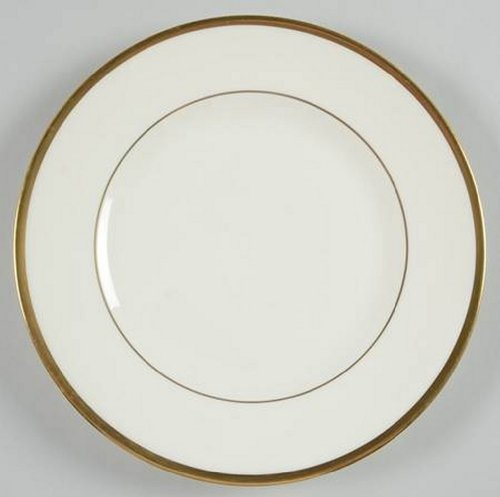 Wedgwood Majesty Gold Dinner Plate